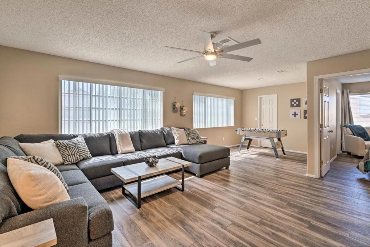A Beautiful House With Hot Tub, Grill & Games! Villa Las Vegas Exteriör bild