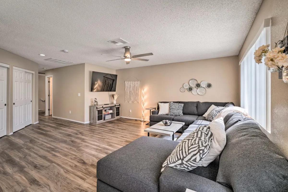 A Beautiful House With Hot Tub, Grill & Games! Villa Las Vegas Exteriör bild